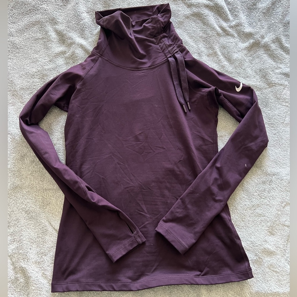 Nike running pullover turtle neck
